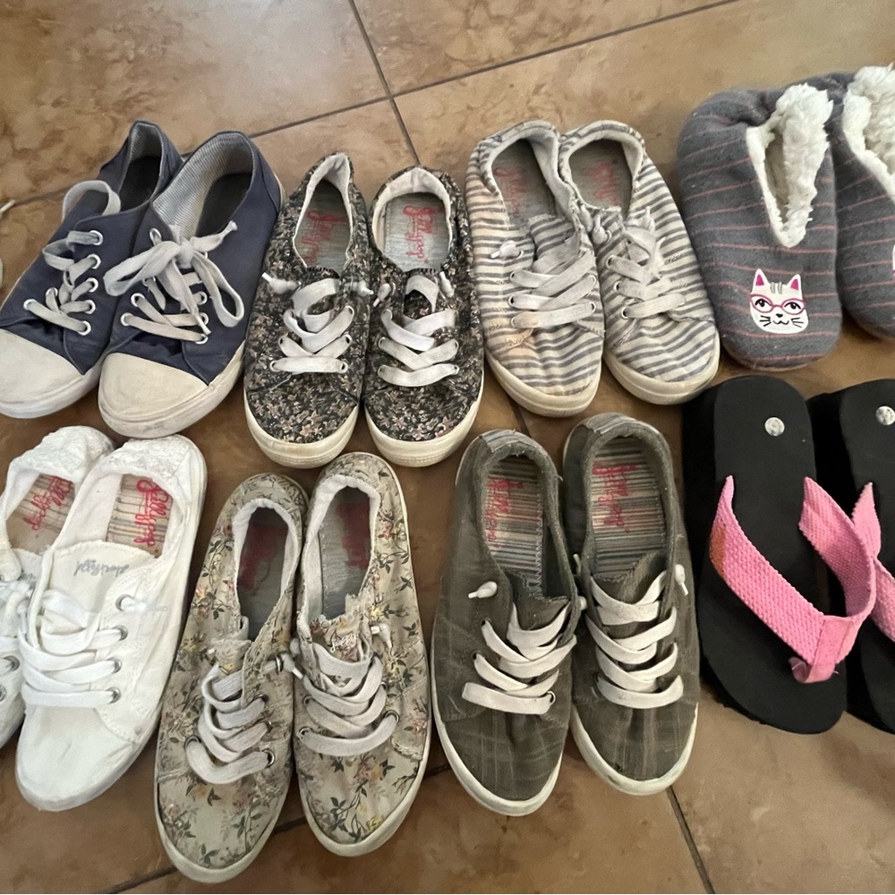 Lot of Girls’ Shoes